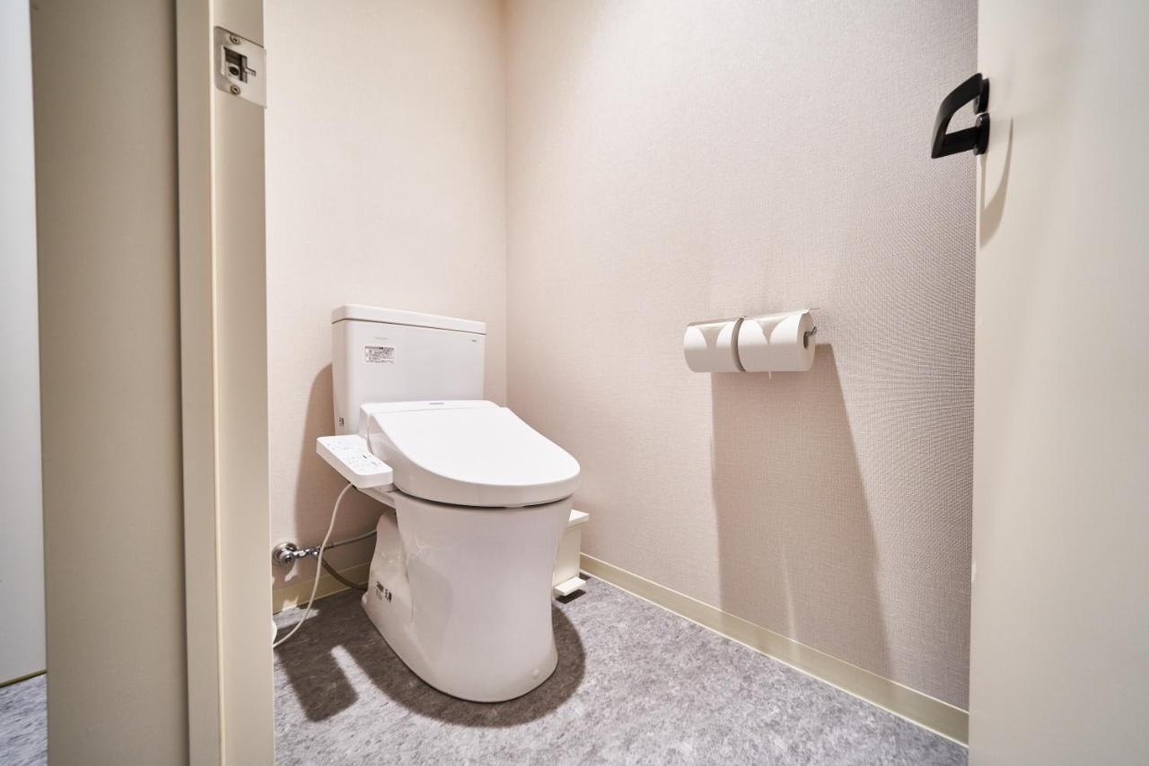 &And Hostel Shinsaibashi East Οσάκα Εξωτερικό φωτογραφία